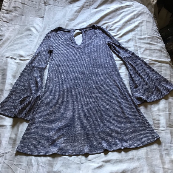 New cute knitted dress - Picture 2 of 9